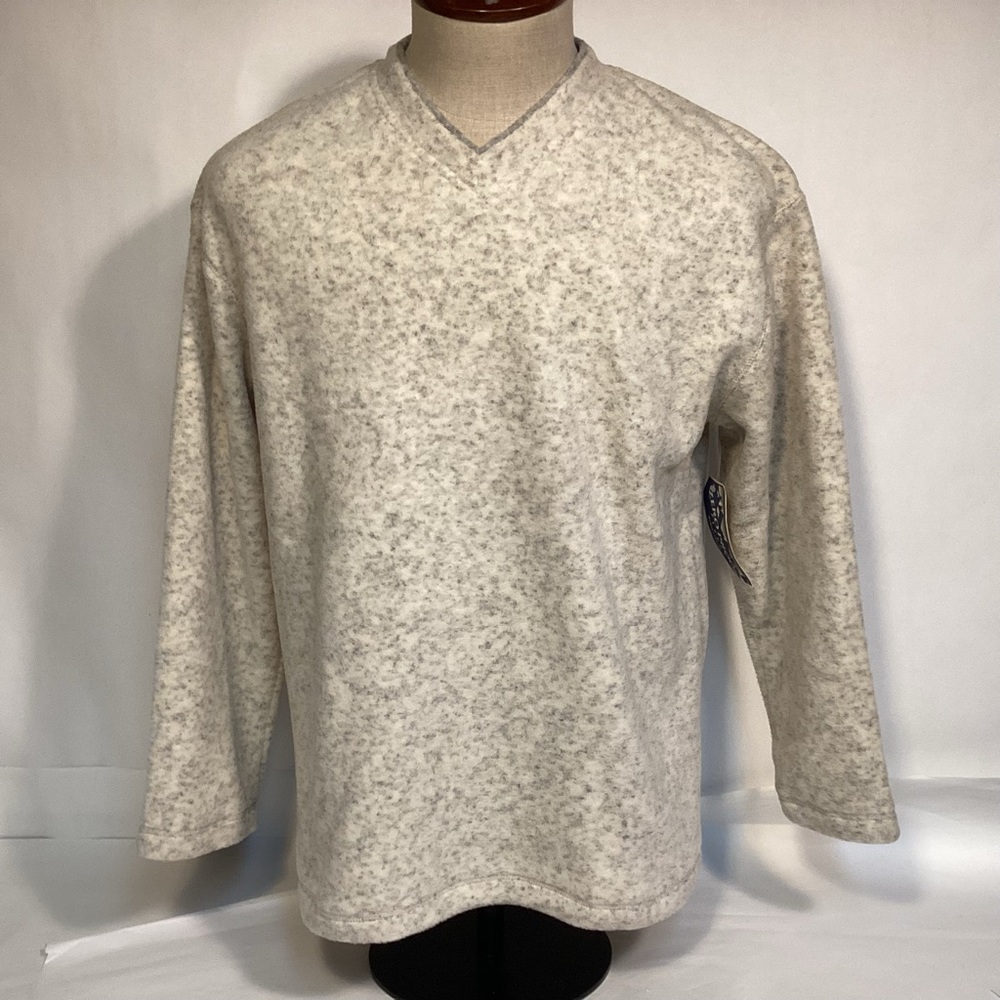 NWT Marsh Landing Zero Proof Fleece V-neck Men’s size medium